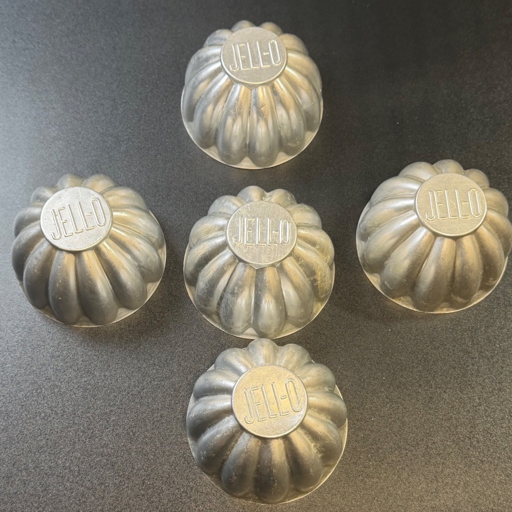 Vintage Jell-O Aluminum Gelatin Mold Set of 5 Silver Fluted Retro Kitchenware J4